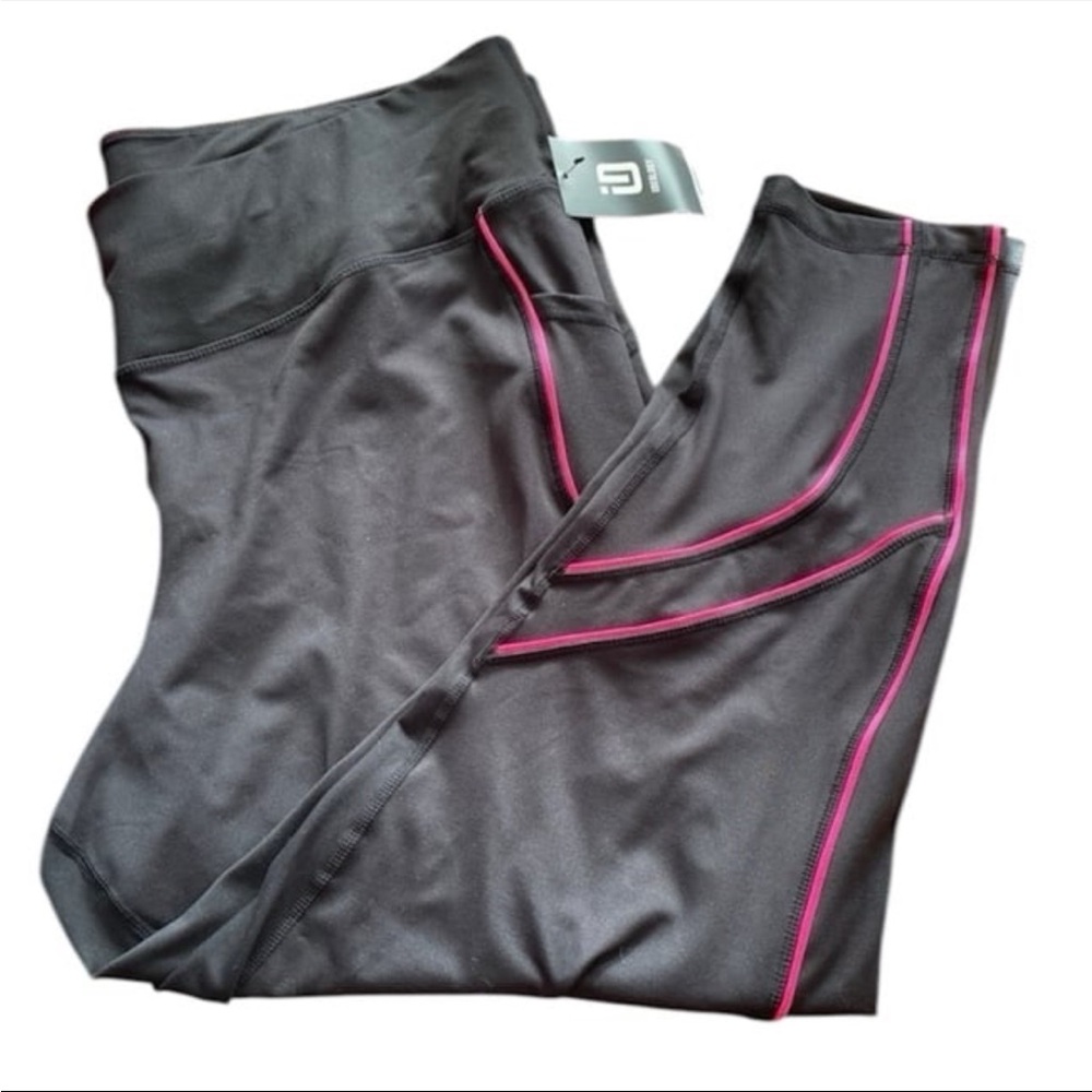 Women’s 3XL Contrast Piping 7/8 Leggings